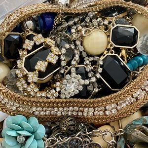 DIY REUSE REPURPOSE UPCYCLE CRAFT JEWELRY LOT, 11 lbs.